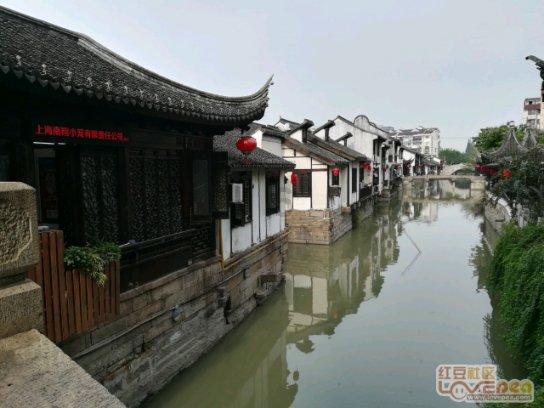 常州机场安检 连续拦截烟花爆竹